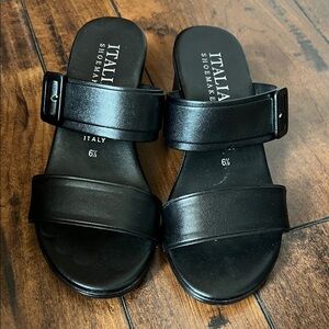 Italian Shoemaker Black Slide Sandals